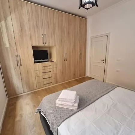 아파트 Zyli Apts, By Bunker Art 2 Museum, *