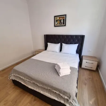 شقة Zyli Apts, By Bunker Art 2 Museum, تيرانا