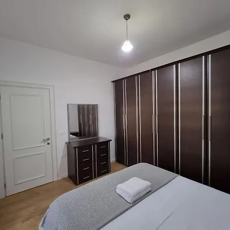 شقة Zyli Apts, By Bunker Art 2 Museum, تيرانا