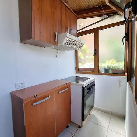 Zyli Apts, By Bunker Art 2 Museum, 티라나