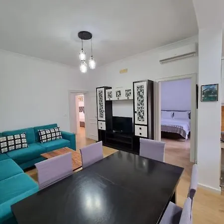 Zyli Apts, By Bunker Art 2 Museum, Appartement *
