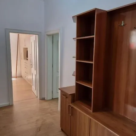 Appartement Zyli Apts, By Bunker Art 2 Museum, *