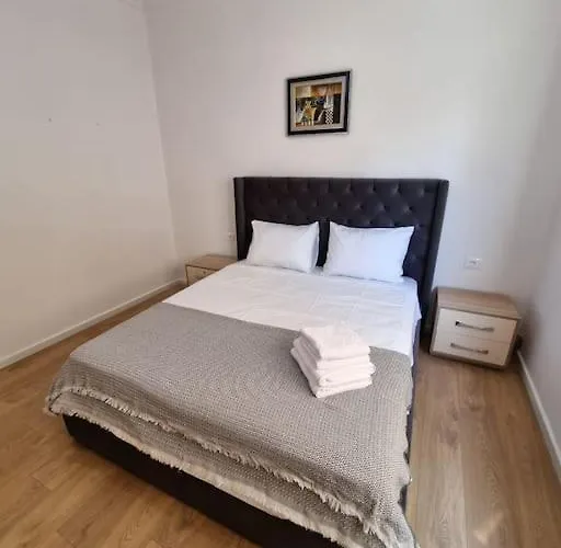 公寓 Zyli Apts, By Bunker Art 2 Museum, 地拉那